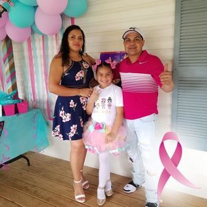 Meet your Posher, Dunia frank